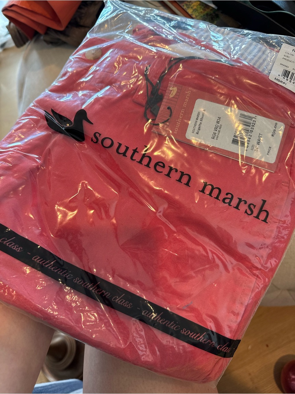 Southern Marsh Regatta 8" Flat Front Shorts - Vintage Red